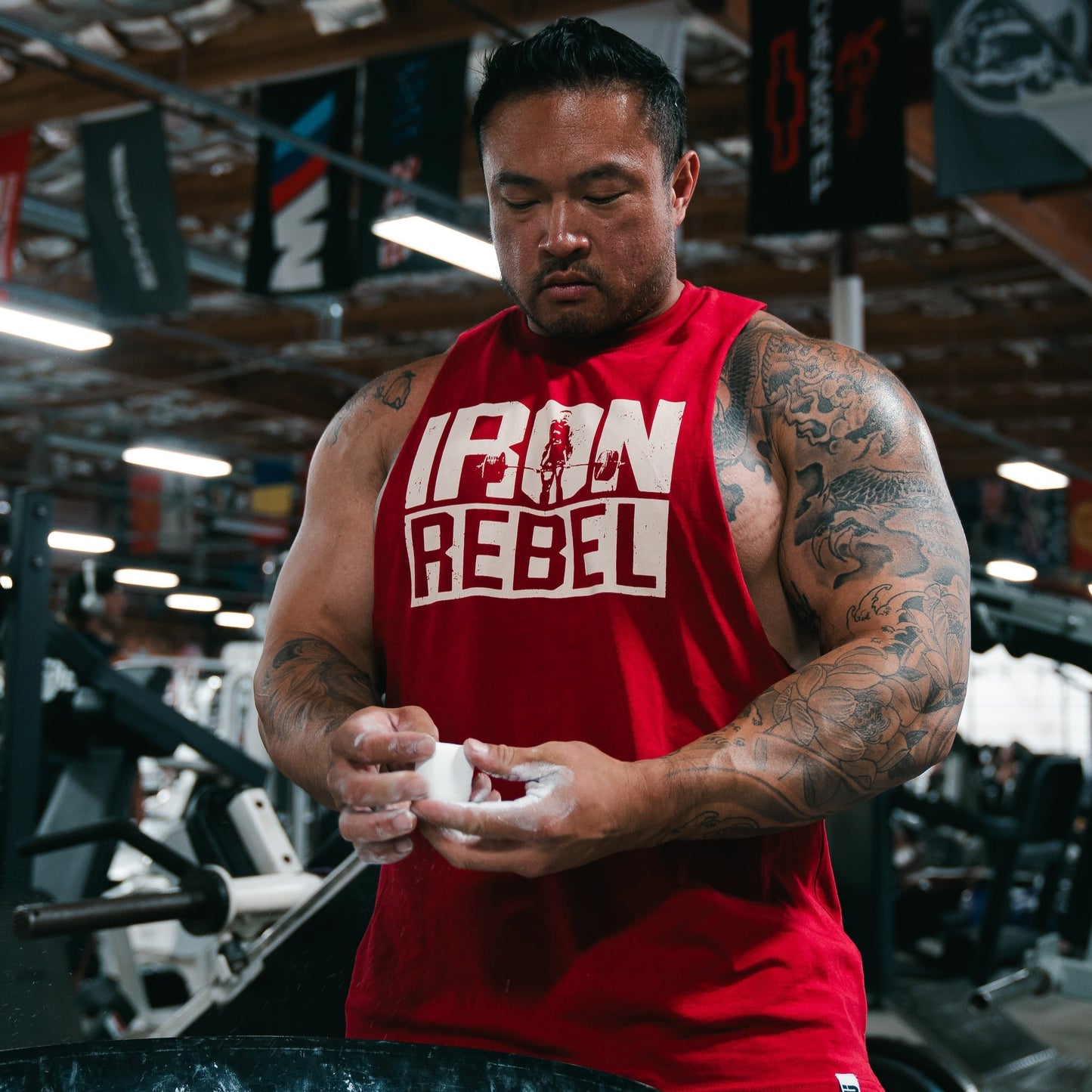 Deadlift "Hulk Cut" Tee (Cherry)