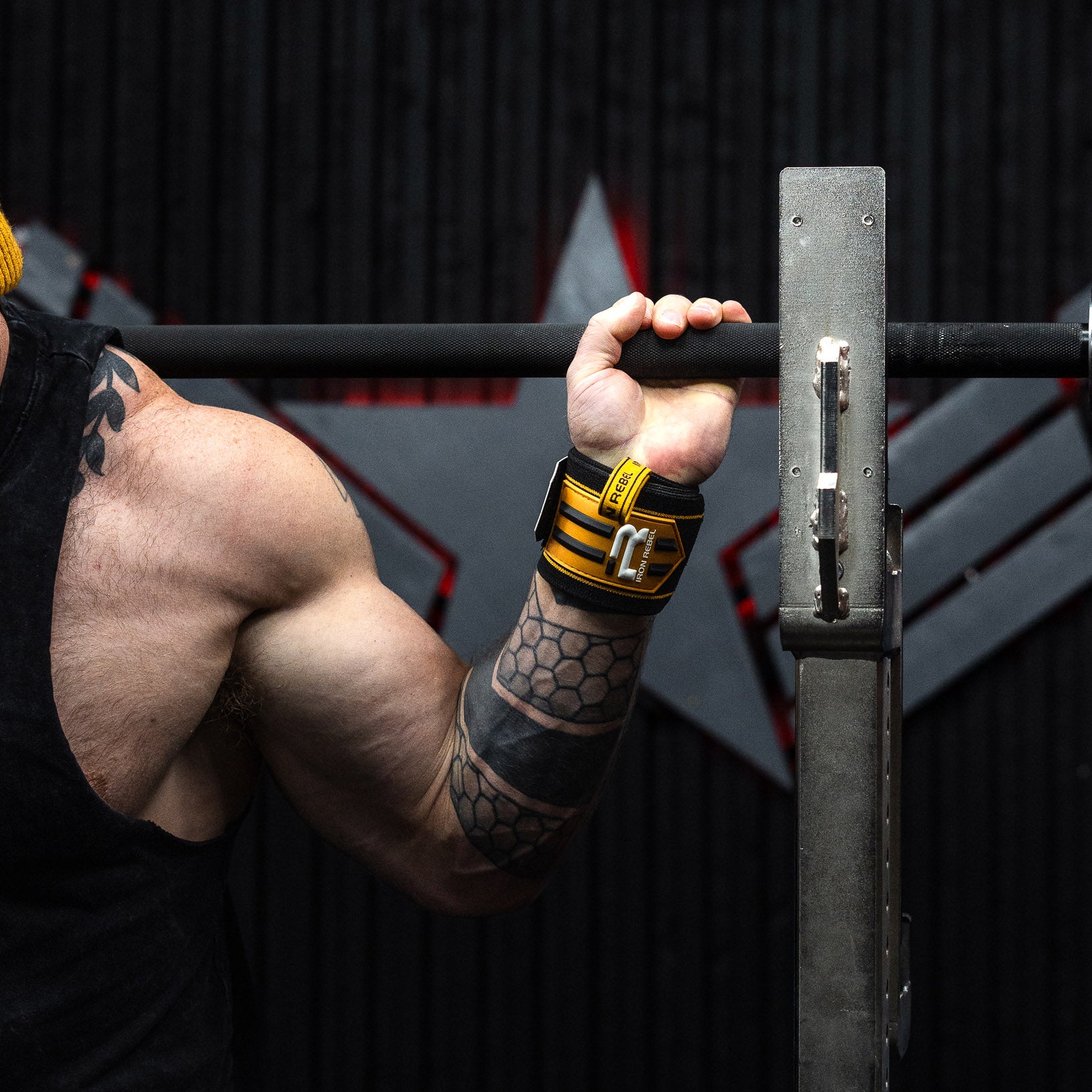 Apex Wrist Wraps (Black/Gold)